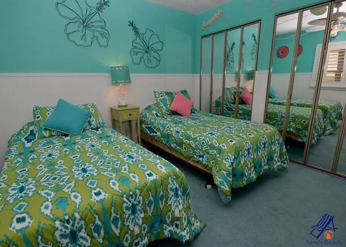 Holiday home Indian Rocks Beachfront 2br 2ba Reflections 908