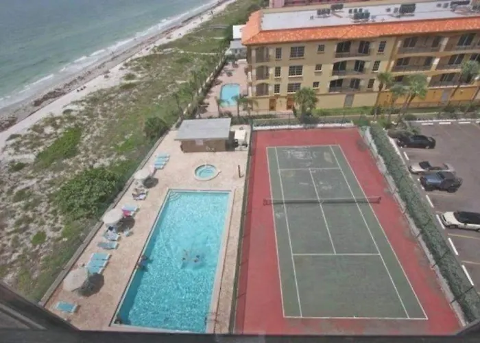 Holiday home Indian Rocks Beachfront 2br 2ba Reflections 908 Clearwater Beach