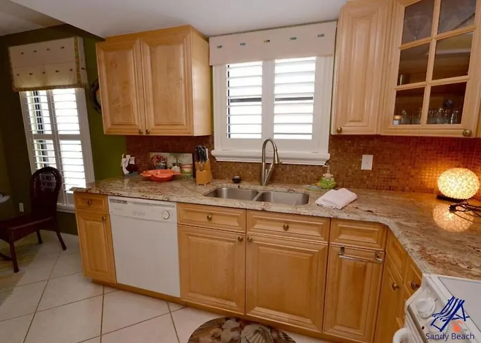 Holiday home Indian Rocks Beachfront 2br 2ba Reflections 908 *